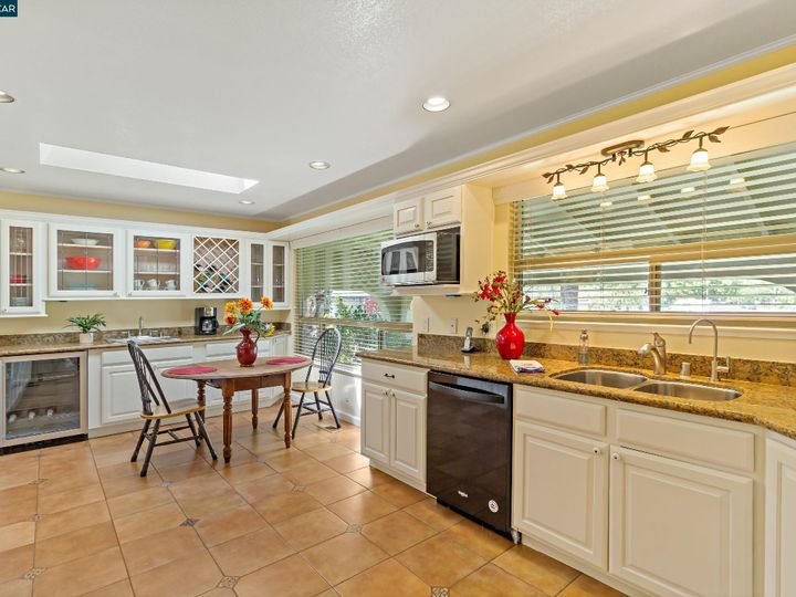 5375 Sandra Way, Livermore, CA | Valley East. Photo 19 of 47
