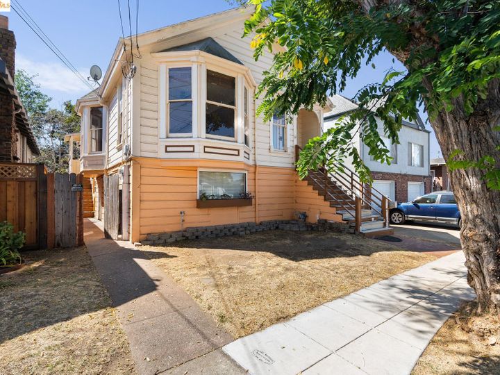 552 Haight Ave, Alameda, CA | West End. Photo 1 of 32