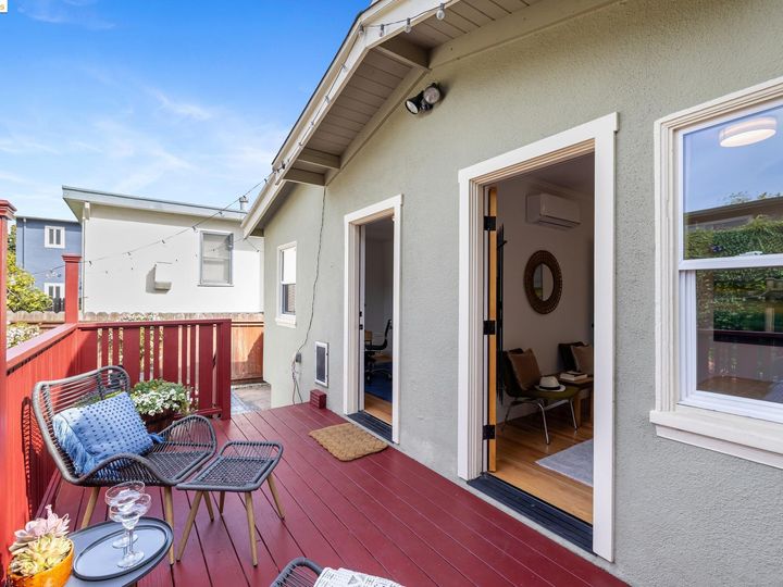 560 44th St, Oakland, CA | Temescal. Photo 24 of 43