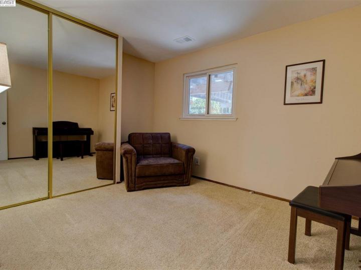 5750 Orchard Park Dr, San Jose, CA | Blossom Valley. Photo 10 of 20