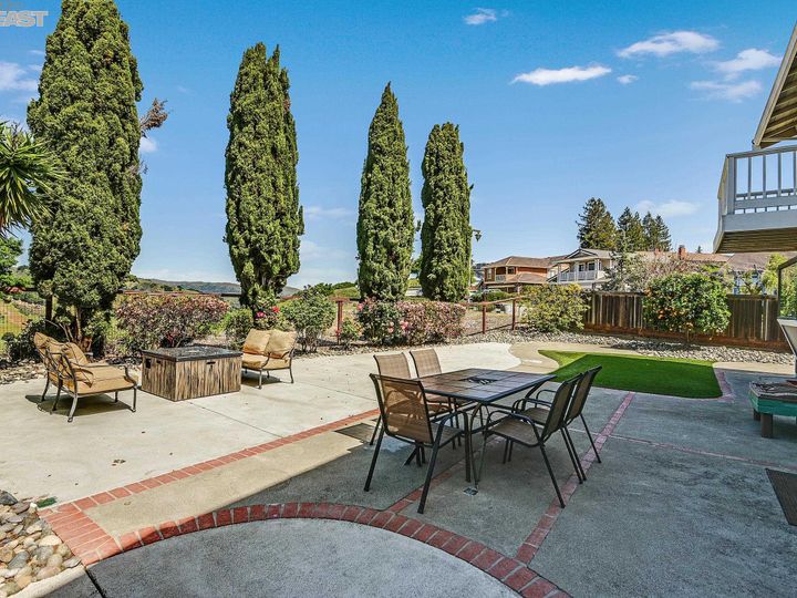 6498 Boone Dr, Castro Valley, CA | Palomares Hills. Photo 33 of 37