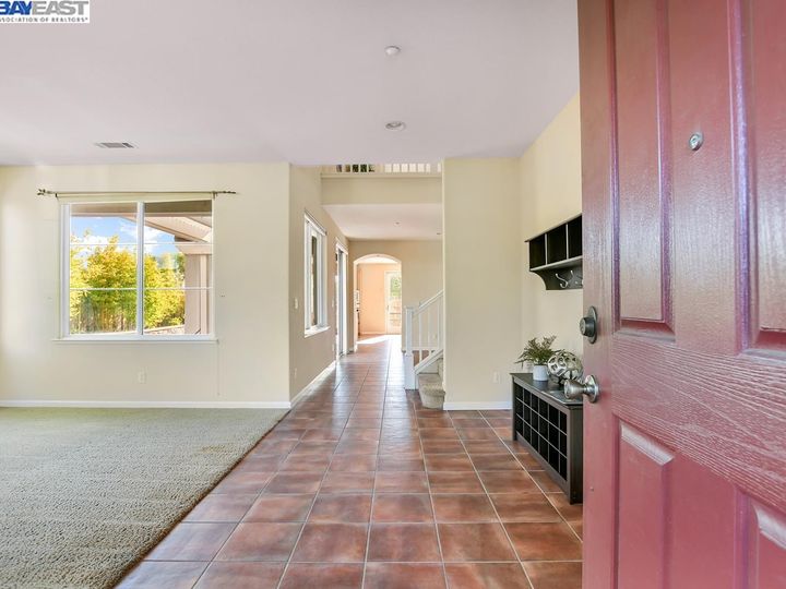 652 Capilano Dr, Brentwood, CA | Brentwood Hills. Photo 7 of 43
