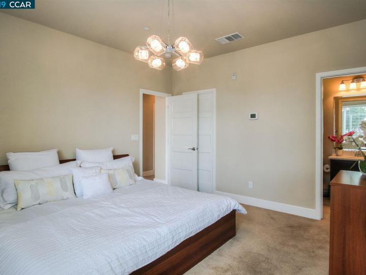 6531 Tralee Village Dr, Dublin, CA, 94568 Townhouse. Photo 18 of 27