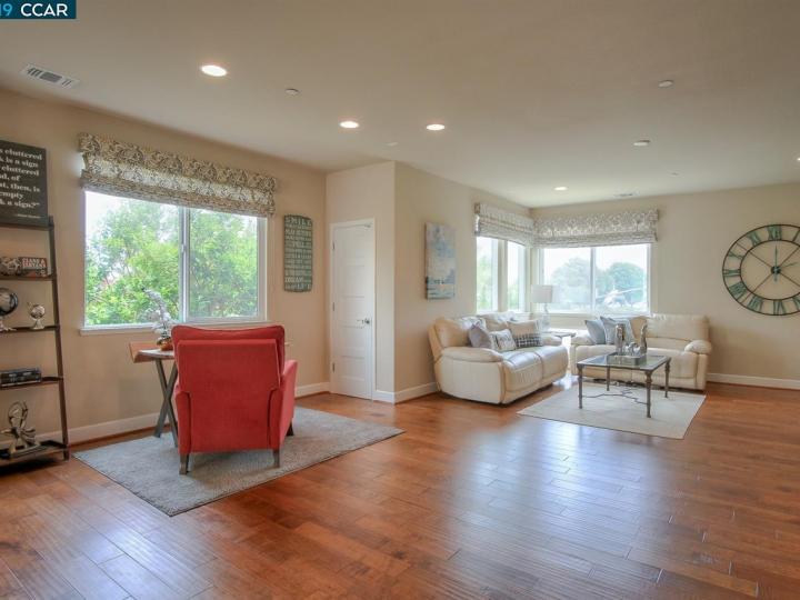6531 Tralee Village Dr, Dublin, CA, 94568 Townhouse. Photo 5 of 27