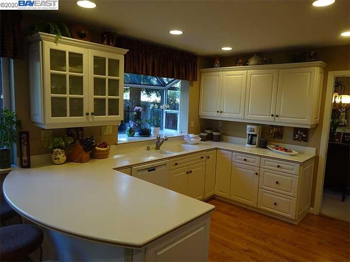 7555 Northland Ave, San Ramon, CA | Country Clb Area | No. Photo 8 of 40