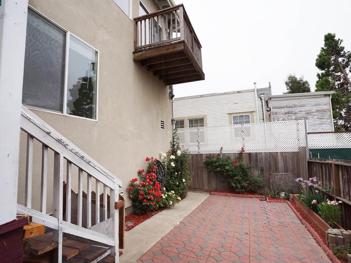 7957 Ney Ave, Oakland, CA | Eastmont Hills. Photo 27 of 32