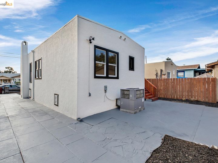 8106 Idlewood St, Oakland, CA | Eastmont. Photo 29 of 32