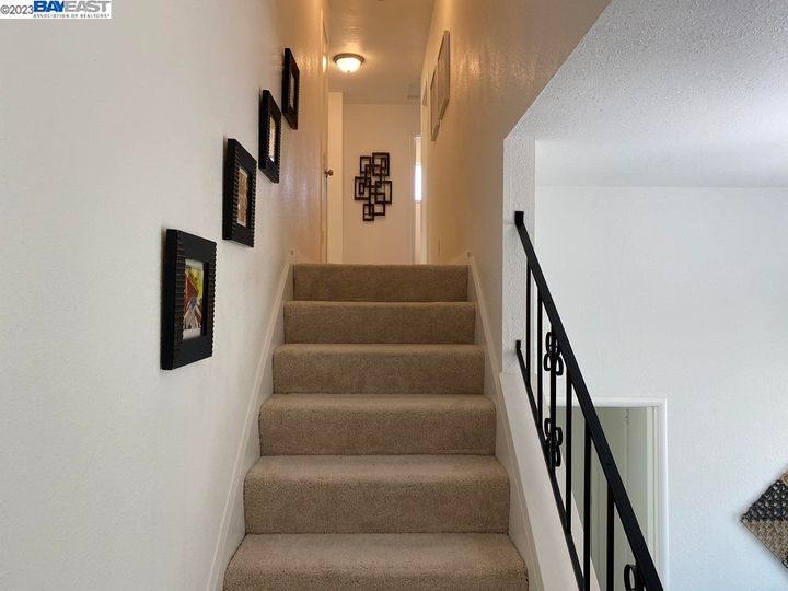 837 Hawthorne Dr, Rodeo, CA | Rodeo Highlands. Photo 17 of 27
