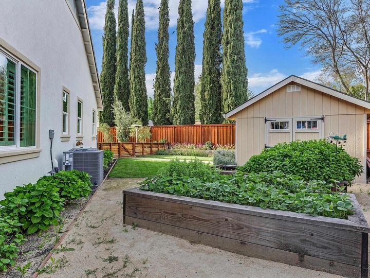 85 Letty Ln, Brentwood, CA | . Photo 39 of 41