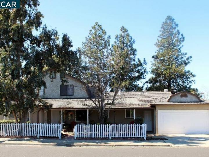 875 Estates St, Livermore, CA | . Photo 1 of 17