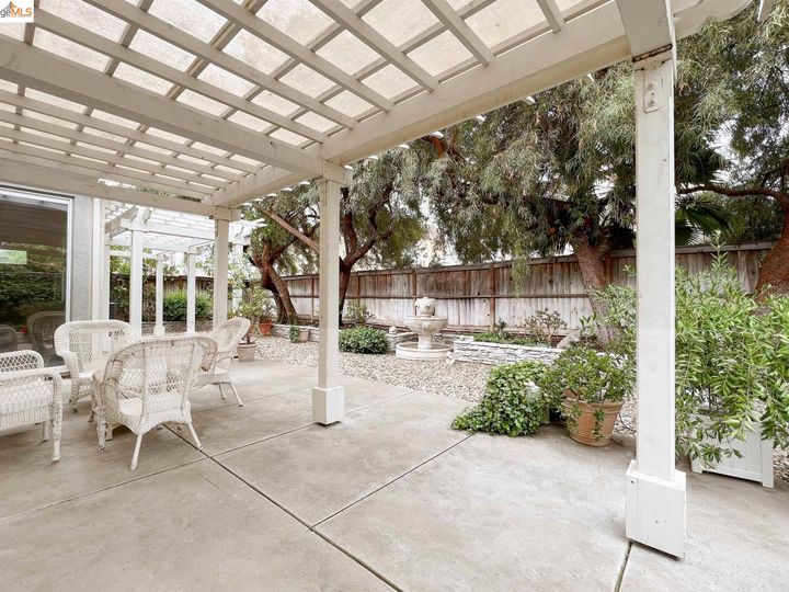 883 Larkspur Ct, Brentwood, CA | . Photo 22 of 23