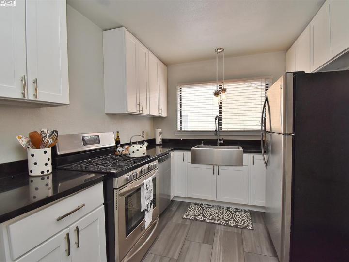 947 Dillo St, San Leandro, CA | Lower Bal. Photo 14 of 38