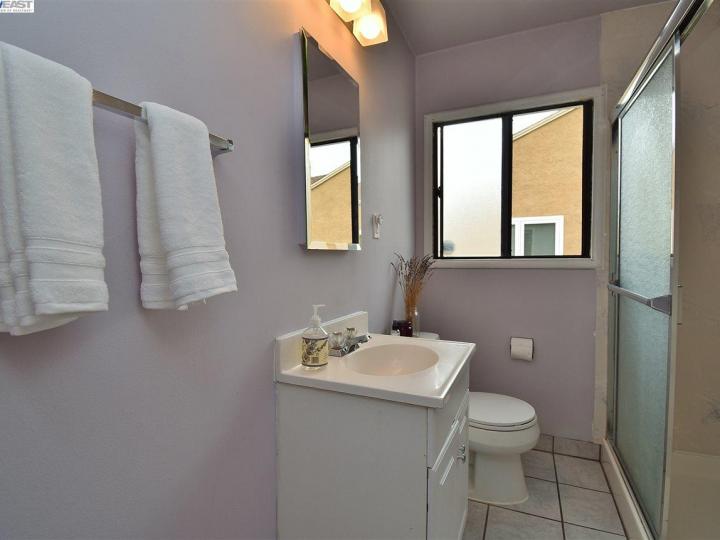 947 Dillo St, San Leandro, CA | Lower Bal. Photo 18 of 38