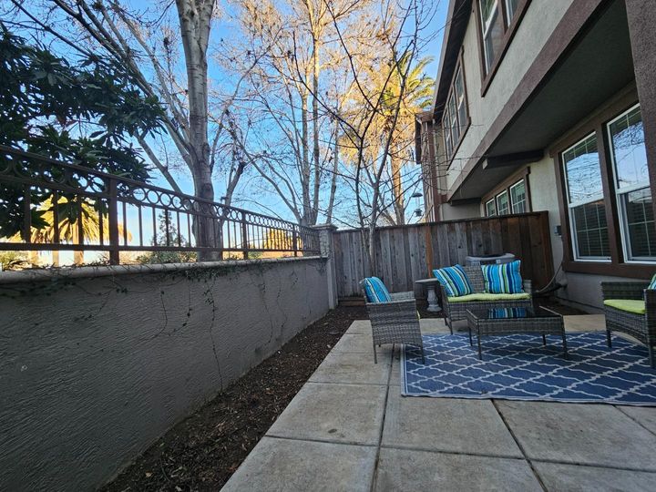 95 W Jalisco St, Mountain House, CA, 95391 Townhouse. Photo 32 of 44