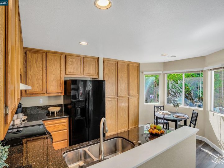 954 Country Run Dr, Martinez, CA | Parkside. Photo 19 of 36