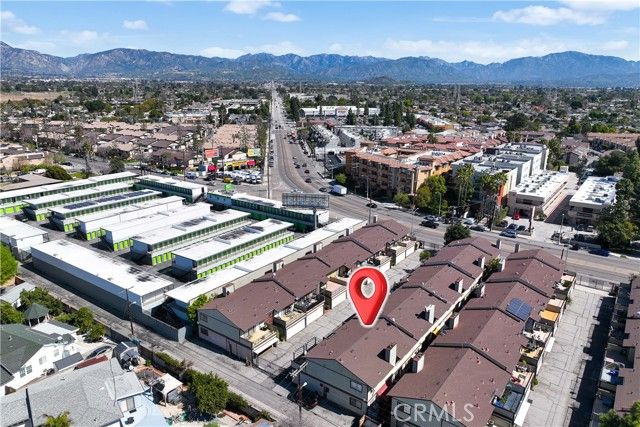 9605 Van Nuys Blvd #H, Panorama City (los Angeles), CA, 91402 Townhouse. Photo 2 of 26