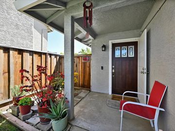 150 Farrell Ave, Gilroy, CA | . Photo 4 of 32