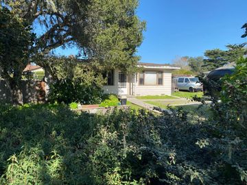 1597 Josselyn Canyon Rd, Monterey, CA