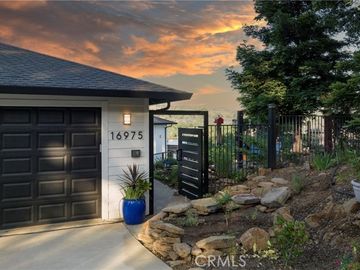 16975 Knollview Dr, Hidden Valley Lake, CA | . Photo 5 of 60
