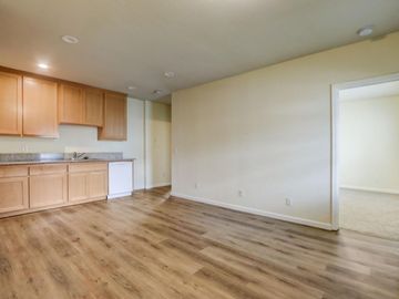 188 Lewis St, Gilroy, CA | . Photo 3 of 21