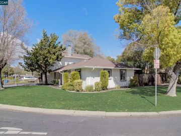 1889 Leslie Dr, Pleasant Hill, CA | Gregory Gardens. Photo 4 of 43