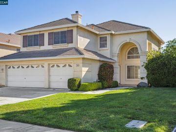 1900 Heron St, Tracy, CA | Central Tracy. Photo 2 of 41