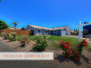 2213 Lupine Rd, The Flowers, CA