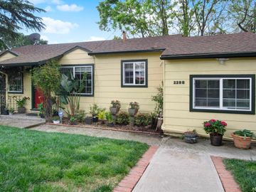 2298 Hemlock Ave, Concord, CA | Concord Estates. Photo 3 of 23