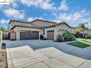 2356 Arch Ct, Brentwood, CA | Sterling Pentacle. Photo 3 of 34