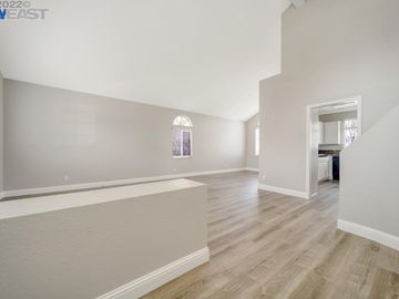 2479 Cove Pl, Discovery Bay, CA | Newport Landing. Photo 4 of 31