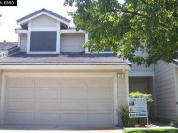 256 Heron Dr, Pittsburg, CA, 94565-1907 Townhouse. Photo 1 of 1