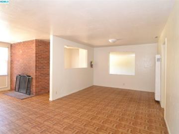 3001 Kelly St, Hayward, CA | Fairview Distric. Photo 3 of 17