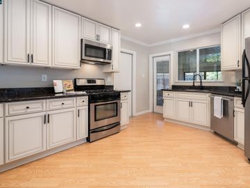 3116 Claudia Dr, Concord, CA | Holbrook Heights. Photo 6 of 29