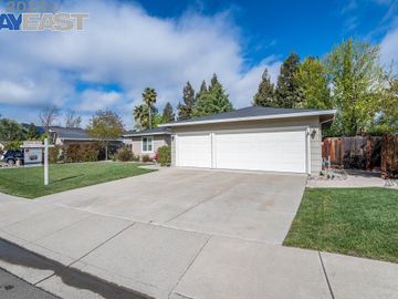 3459 Virgil Cir, Pleasanton, CA | Parkside. Photo 2 of 31