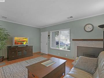 38646 Aurora Ter, Fremont, CA, 94536 Townhouse. Photo 5 of 34