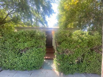 4016 Prospect Ave, Los Angeles, CA | . Photo 2 of 7