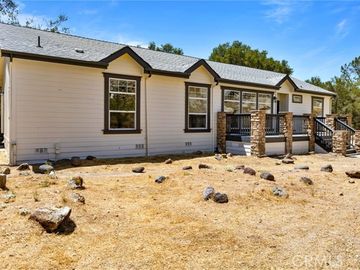 41391 Long Hollow Dr, Coarsegold, CA | . Photo 2 of 28