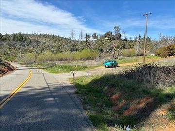 4279 Big Bend Rd Oroville CA. Photo 2 of 26