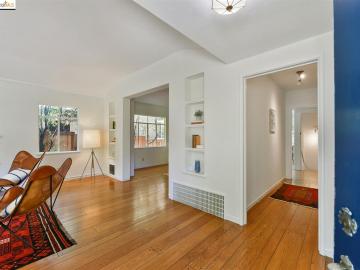 4315 Detroit Ave, Oakland, CA | Redwood Heights. Photo 4 of 40
