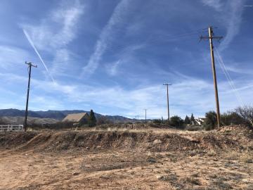 444 W Geary Heights Dr, Clarkdale, AZ | Under 5 Acres. Photo 6 of 9