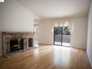 487 Camelback Rd, Pleasant Hill, CA, 94523 Townhouse. Photo 5 of 12