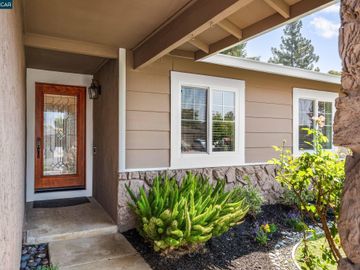 5154 Lenore Ave, Livermore, CA | Rancho Arroyo. Photo 2 of 38