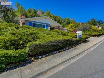 5628 Cold Water Dr, Castro Valley, CA | . Photo 5 of 60
