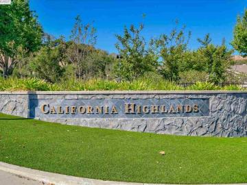 Cal Highlands condo #. Photo 2 of 27
