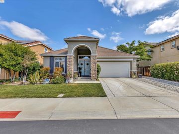 8142 Westport Cir, Discovery Bay, CA | The Lakes. Photo 2 of 44
