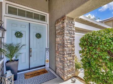 8142 Westport Cir, Discovery Bay, CA | The Lakes. Photo 4 of 44