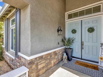 8142 Westport Cir, Discovery Bay, CA | The Lakes. Photo 5 of 44
