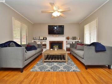 947 Dillo St, San Leandro, CA | Lower Bal. Photo 6 of 38