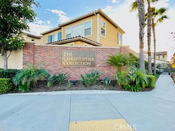 9936 Pear Dr, Westminster, CA
